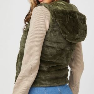 Brand new reversible Guess vest